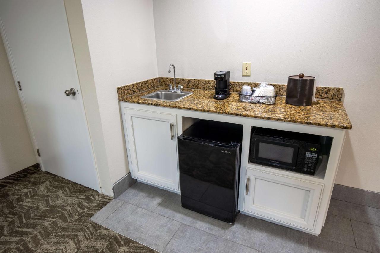 Best Western Plus Lafayette Vermilion River Inn & Suites Exterior photo